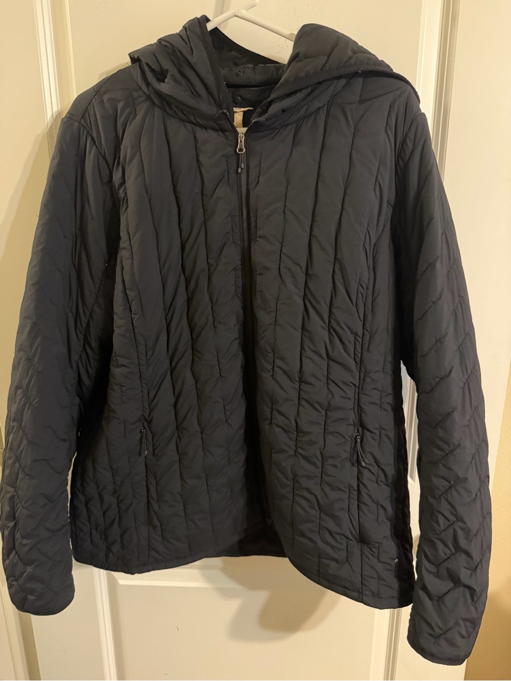 Duluth Trading Co Black Quilted Hooded Puffer Jacket
